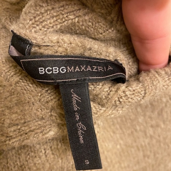 Perfect Mock Neck Sweater - Picture 3 of 3